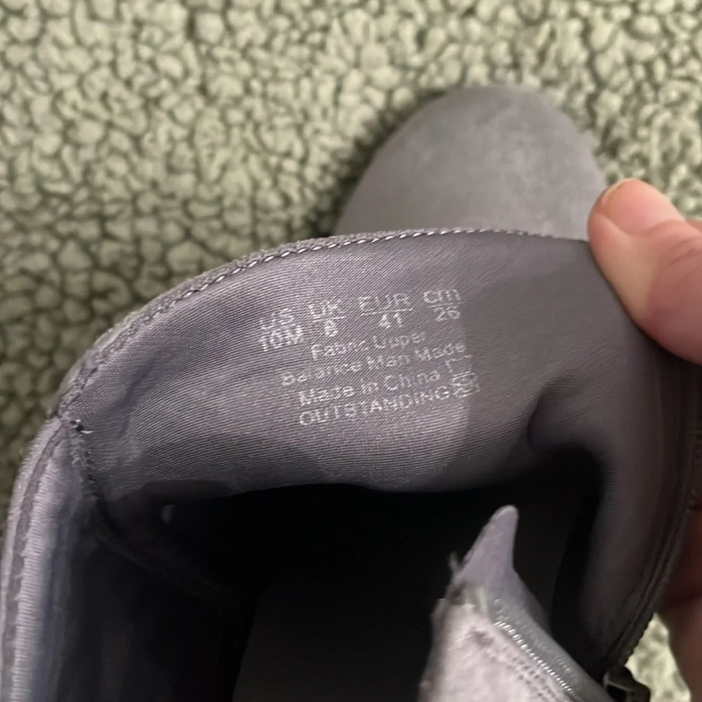 Bzees size 10M ankle boots gray - Picture 7 of 8